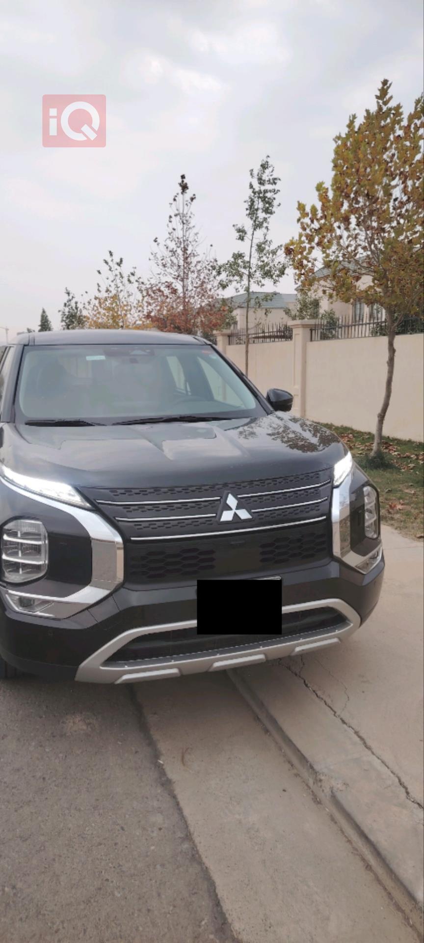 ميتسوبيشي اوتلاندر